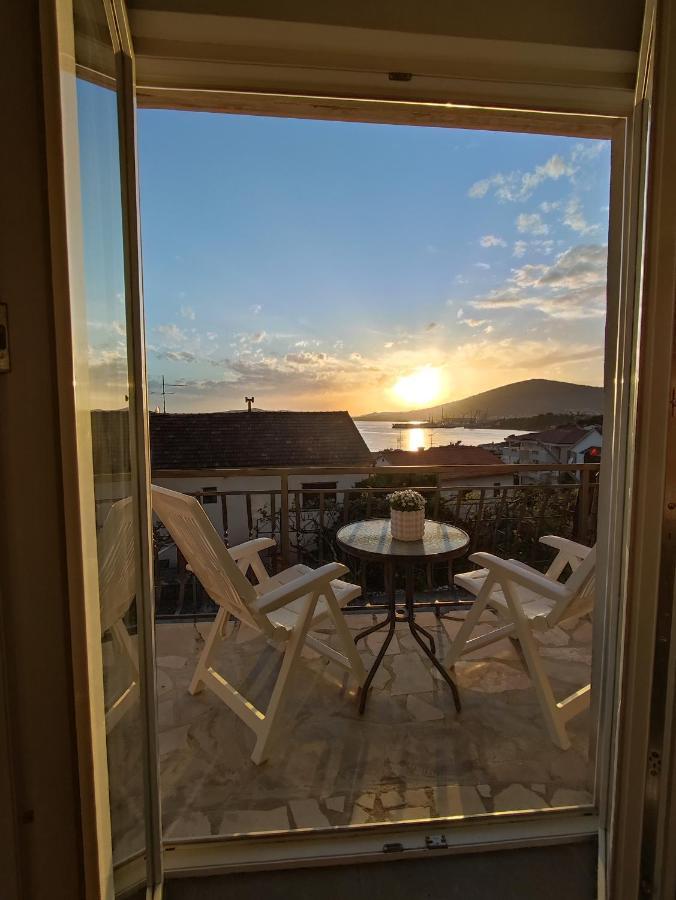 Apartman Providenca - Trogir - Close To Beach Exterior photo